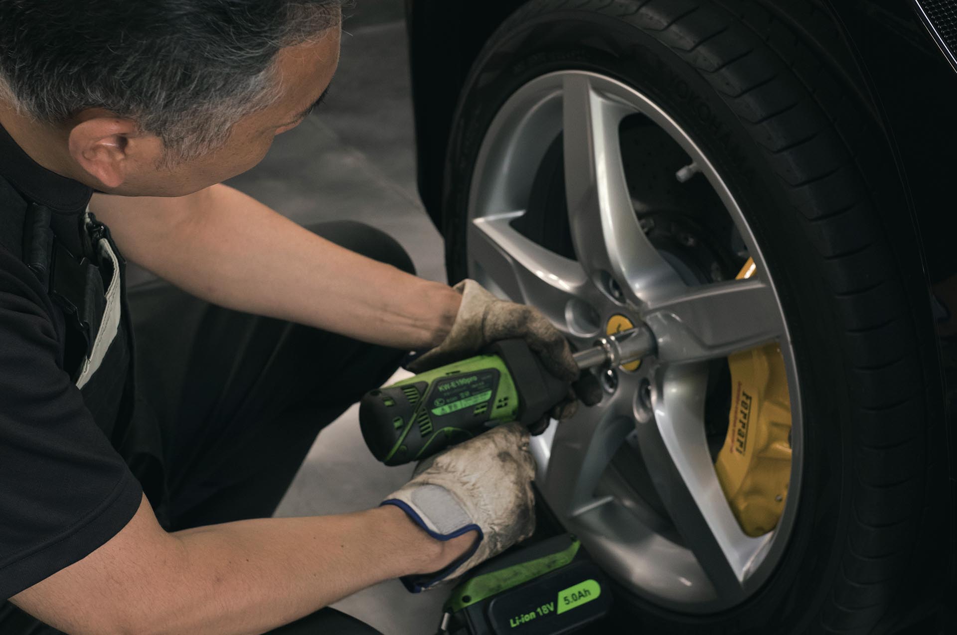 タイヤ・ホイールリペアの画像